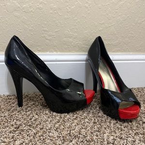 Jessica Simpson Platform Peep Toe Heels